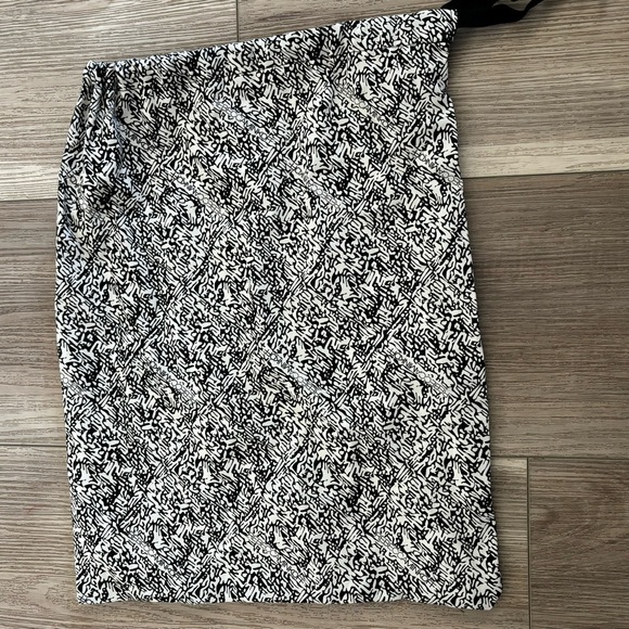 REBECCA MINKOFF ROSE GOLD 3 Zip crossbody purse, gold hardware - Picture 13 of 14